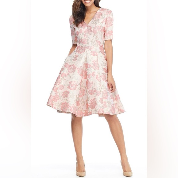 NWT Gal Meets Glam - Adair - Picture 5 of 8